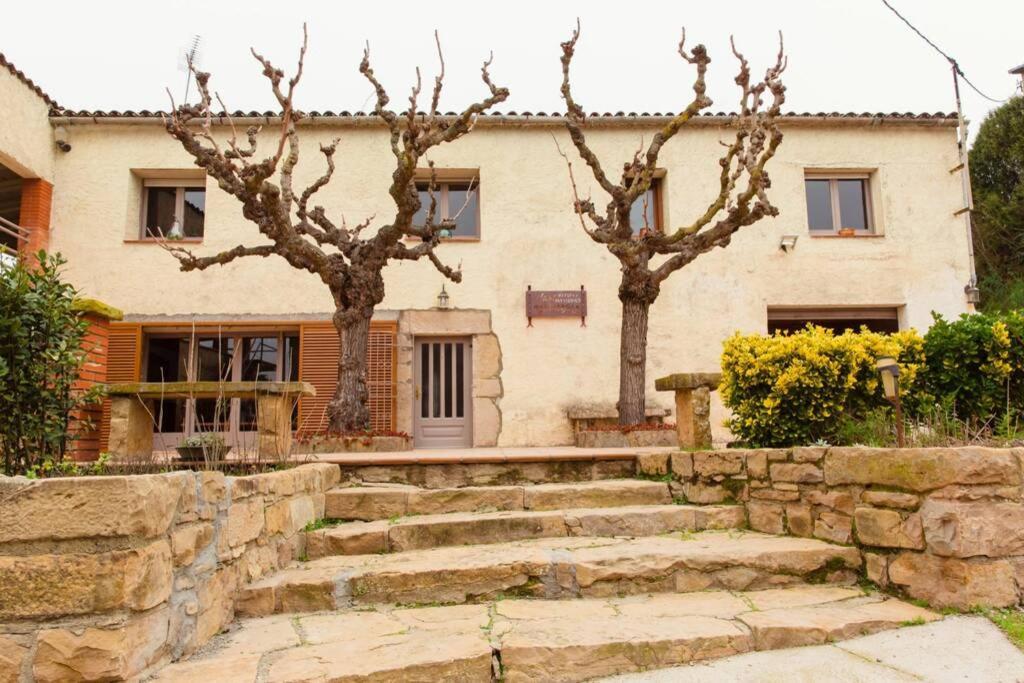 Masia Can Castanyola Marganell 外观 照片